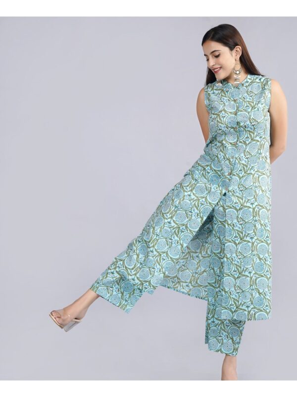 Aqua Women Cotton Printed Sleeveless Kurta with Plazzo Set