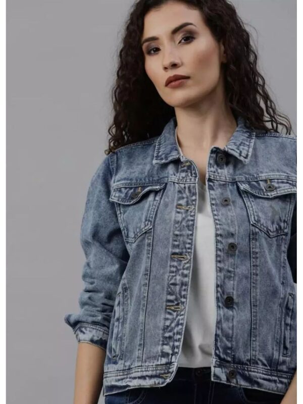 Medium-washed denim jacket for women