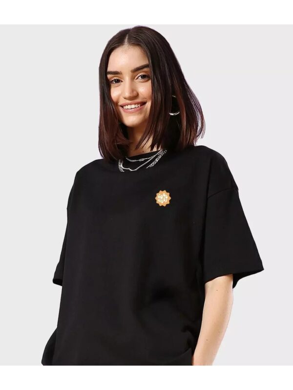 Minimal Graphics Print Oversized T-shirt for Women