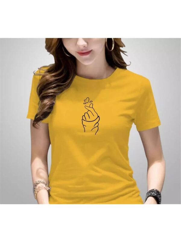Minimal Heart Graphics Print Regular T-shirt for Women