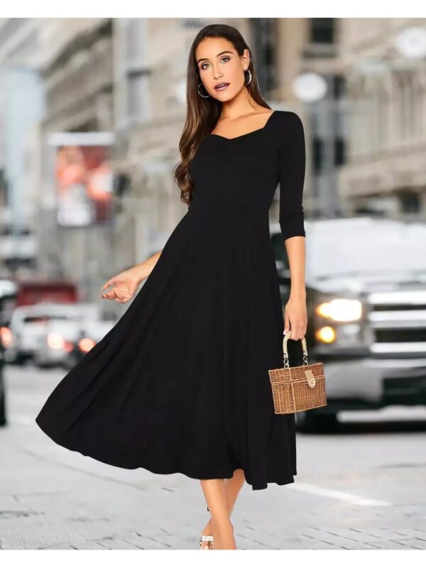 Dhunki Black Sweetheart Neck Fit and Flare Midi Dress for Women