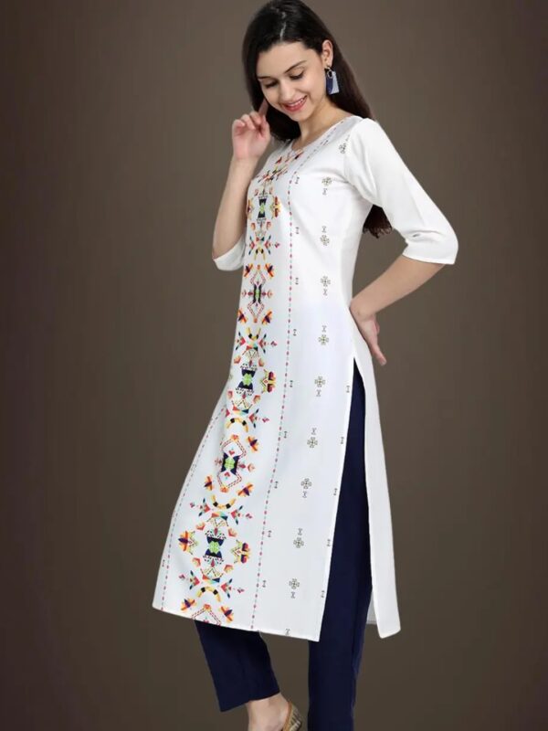 Geometric Front Design with Three-Quarter Sleeves Kurta for Women