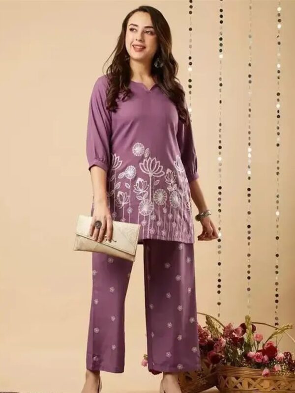 Lavender Floral Embroidered Kurta Set for Women