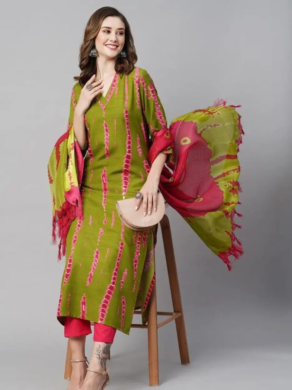 Shri Ram Olive Green Printed Straight Kurta Set for Women