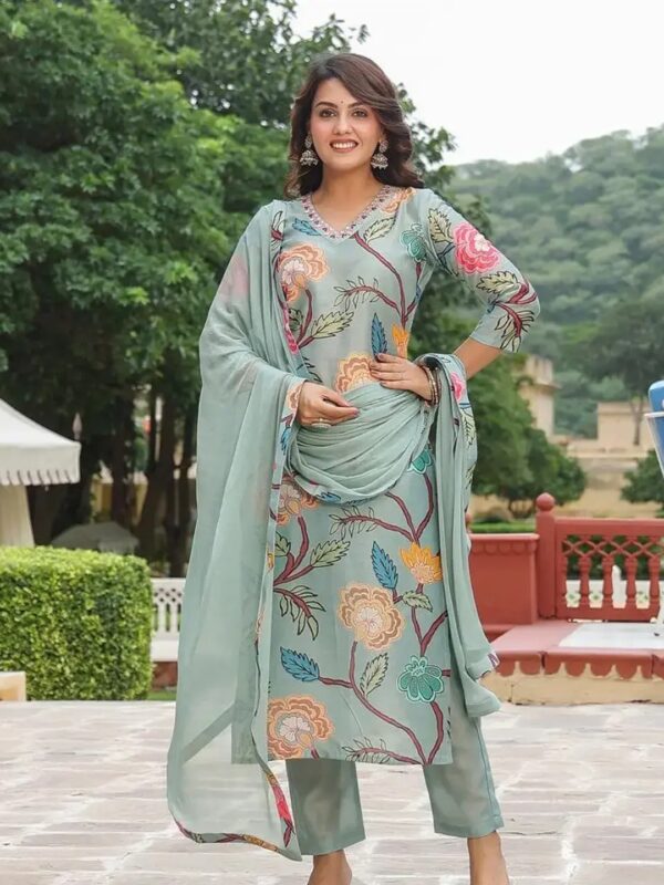 Shri Ram Sea Green Embellished Kurta Set for Women