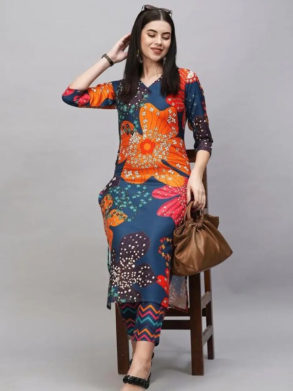 Shri Ram Dark Green Floral Straight Kurta Set for Women