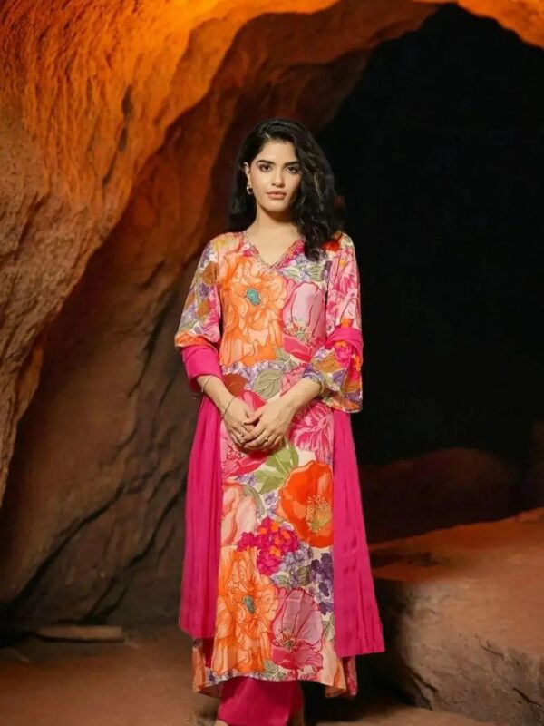 Shri Ram Pink Floral Kurta Set for Women