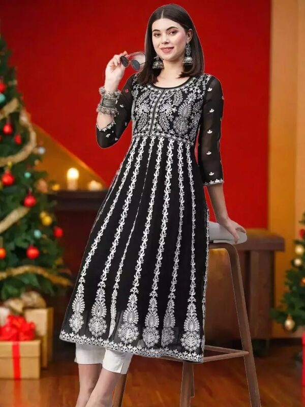 Shri Ram Black Embroidered Kurta Set for Women