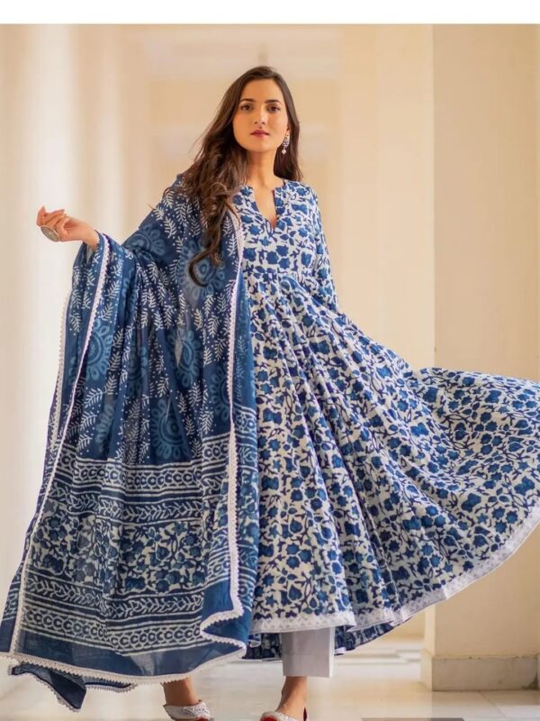 Shri Ram Navy Blue Ethnic Anarkali Kurta Set for Women