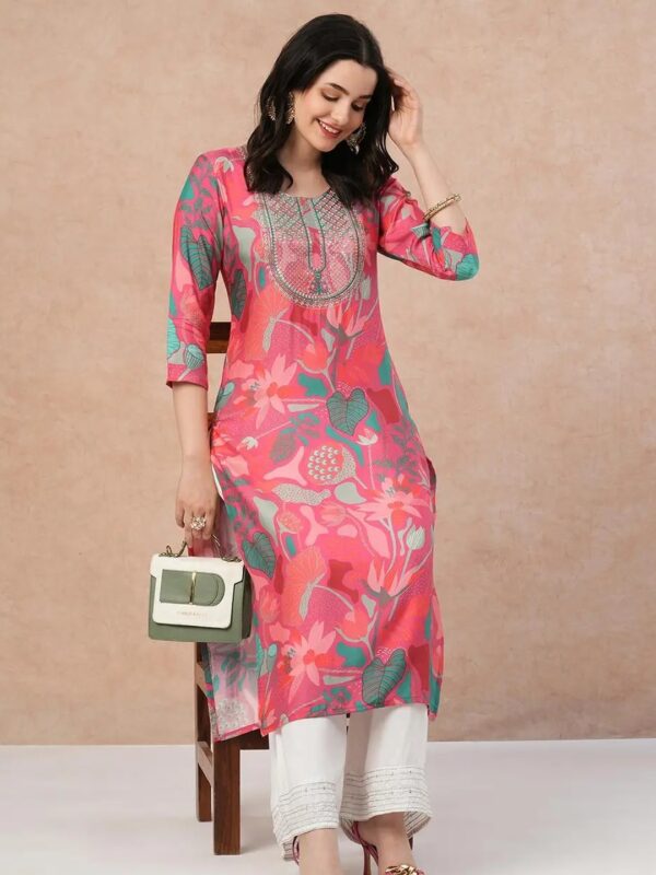 Shri Ram Pink Floral Straight Kurta Set for Women