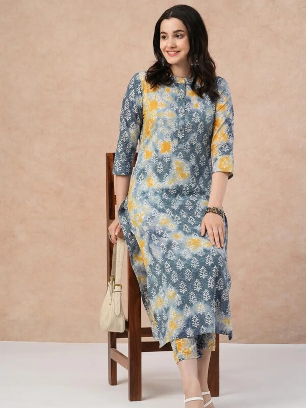 Shri Ram Grey Ethnic Printed Kurta Set for Women