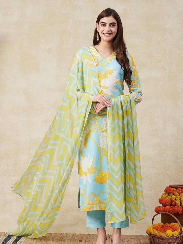 Shri Ram Green Printed Kurta Set for Women