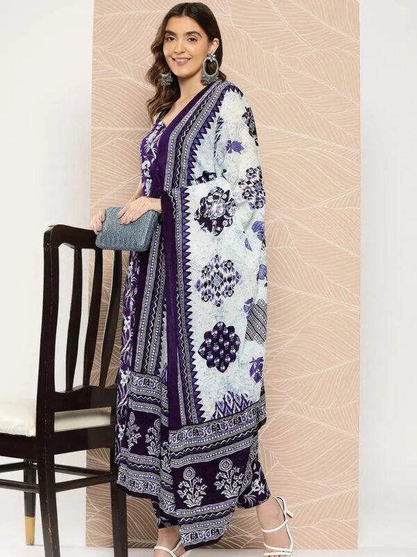 Shri Ram Navy Blue Ethnic Printed Kurta Set for Women