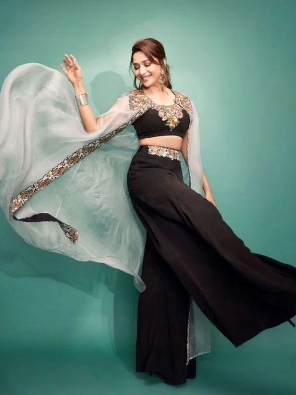 Style-11-Western-Outfit-with-a-Dupatta-Look-Book